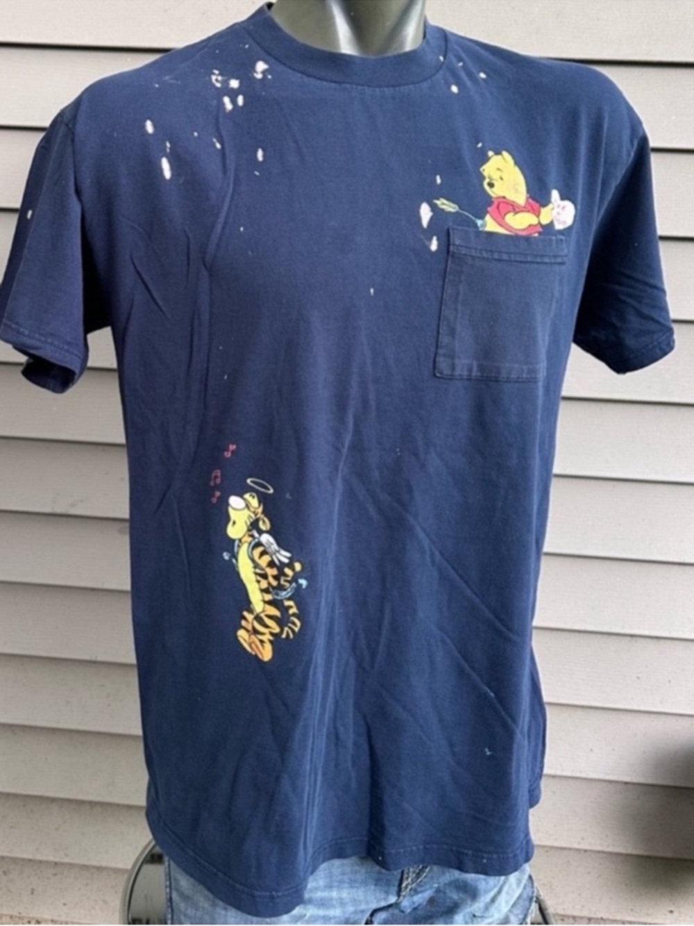 Vintage Winnie the Pooh tshirt 90s distressed men’s XL